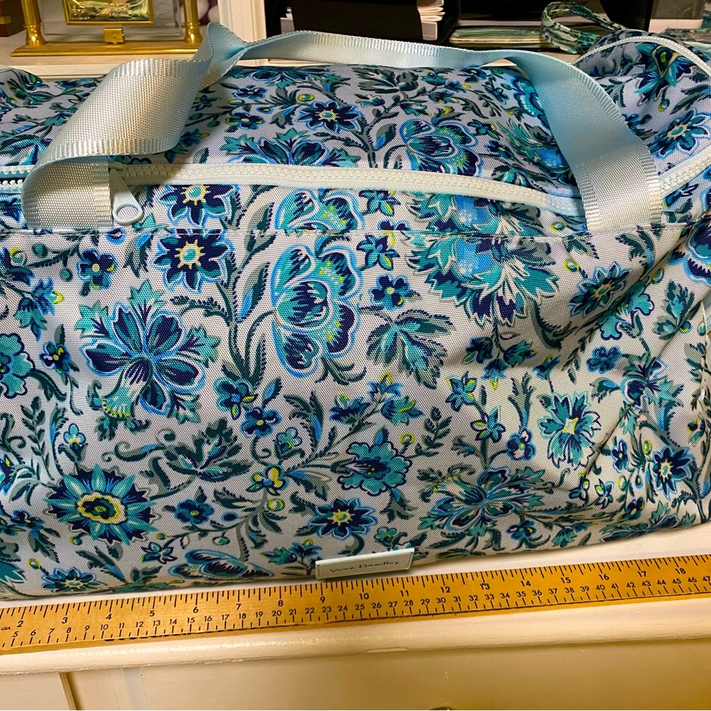 Vera Bradley Lighten Up Active Duffel Travel Gym Bag in Cloud Vine